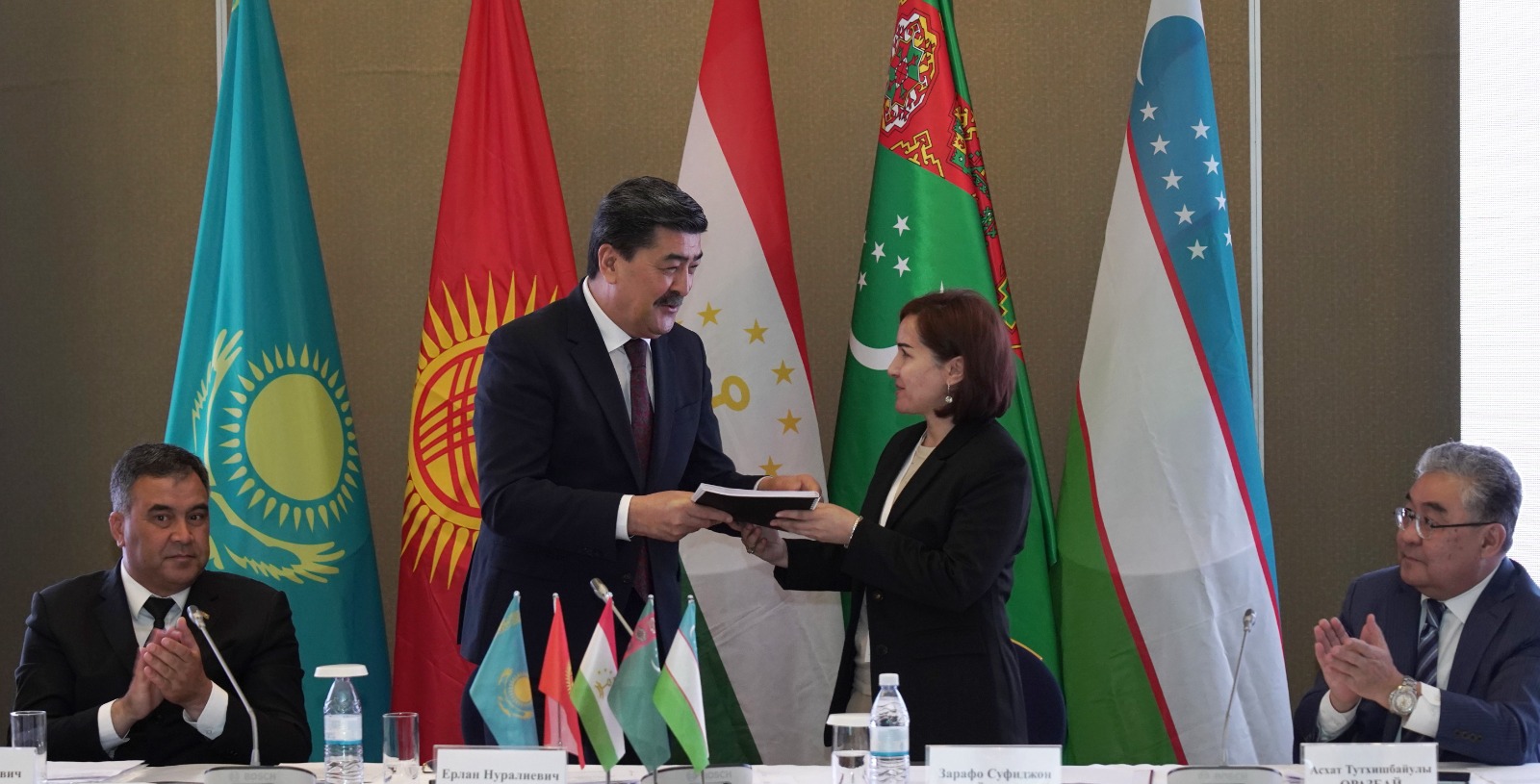 Зеленая эстафета: Казахстан передал председательство в МКУР Таджикистану