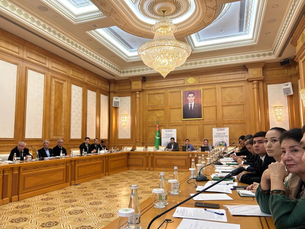 Seminar on the Implementation of Video Lessons and Textbook on Water Resources Management Held in Ashgabat