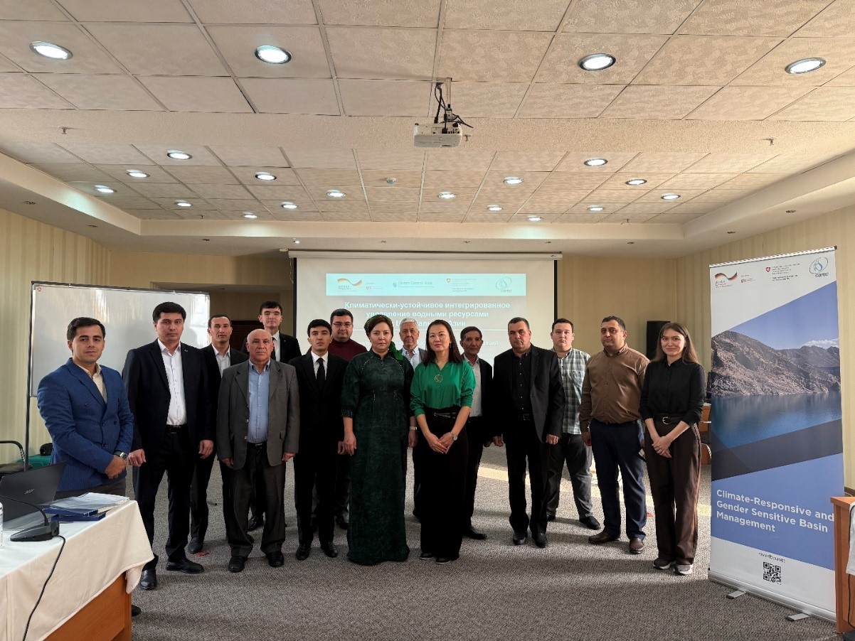 CAREC conducted two national training sessions in Ashgabat for specialists in Turkmenistan's water management sector.