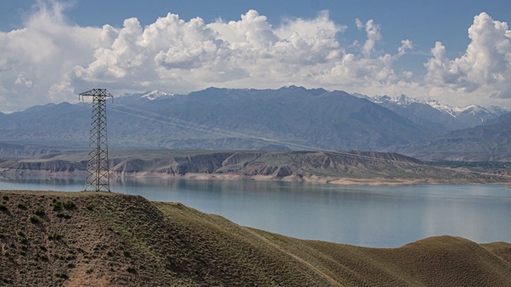 Why does Central Asia need a water and energy commission?